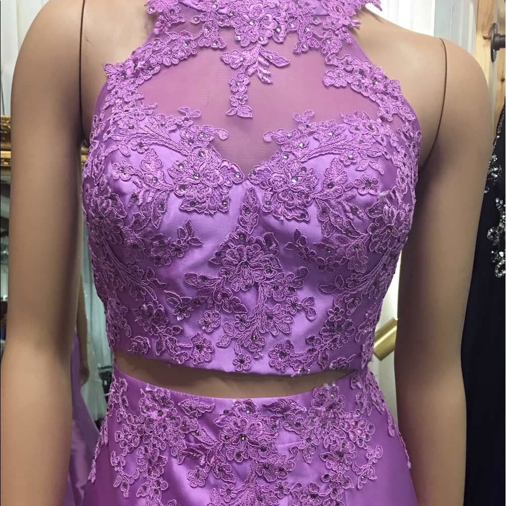 Prom Dress - Picture 2 of 4
